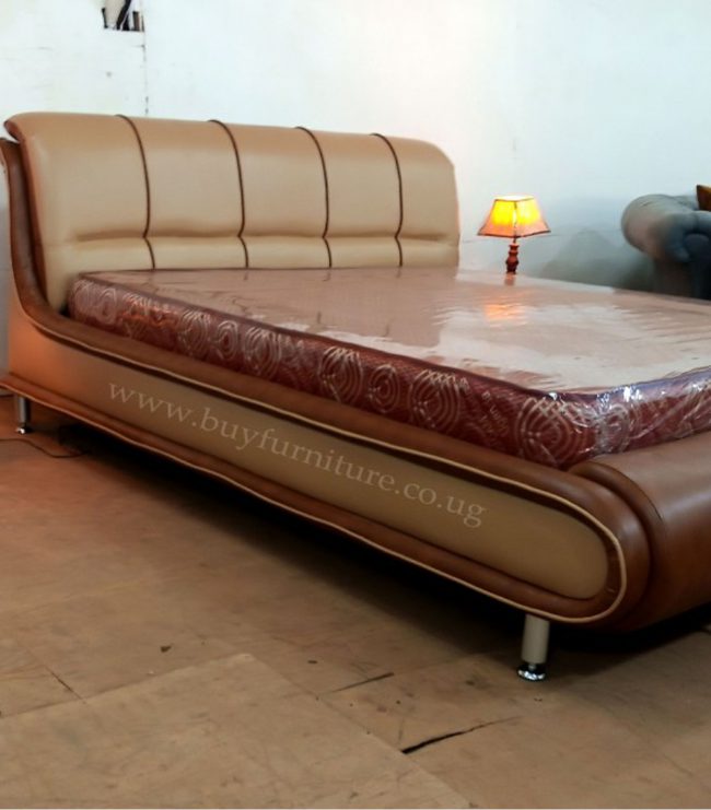Masud Leather bed1