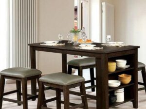Affordable 4 seater Dinner